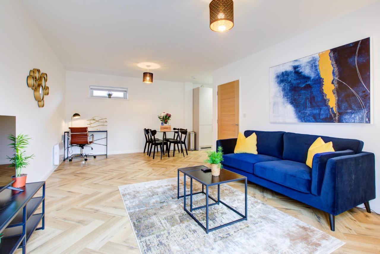 Hybrid Resi - Close To Tooting And Wimbledon *